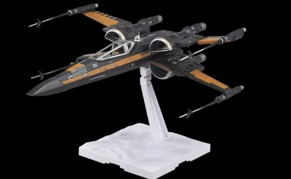 BANDAI Poe's XWing Fighter 1/72 Revell - 01216