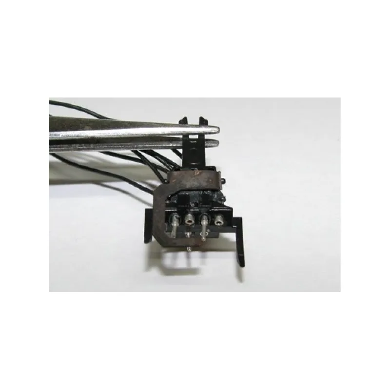 Couplage d’alimentation à 6 pôles, NEM362 (x2). KROIS MKS/6