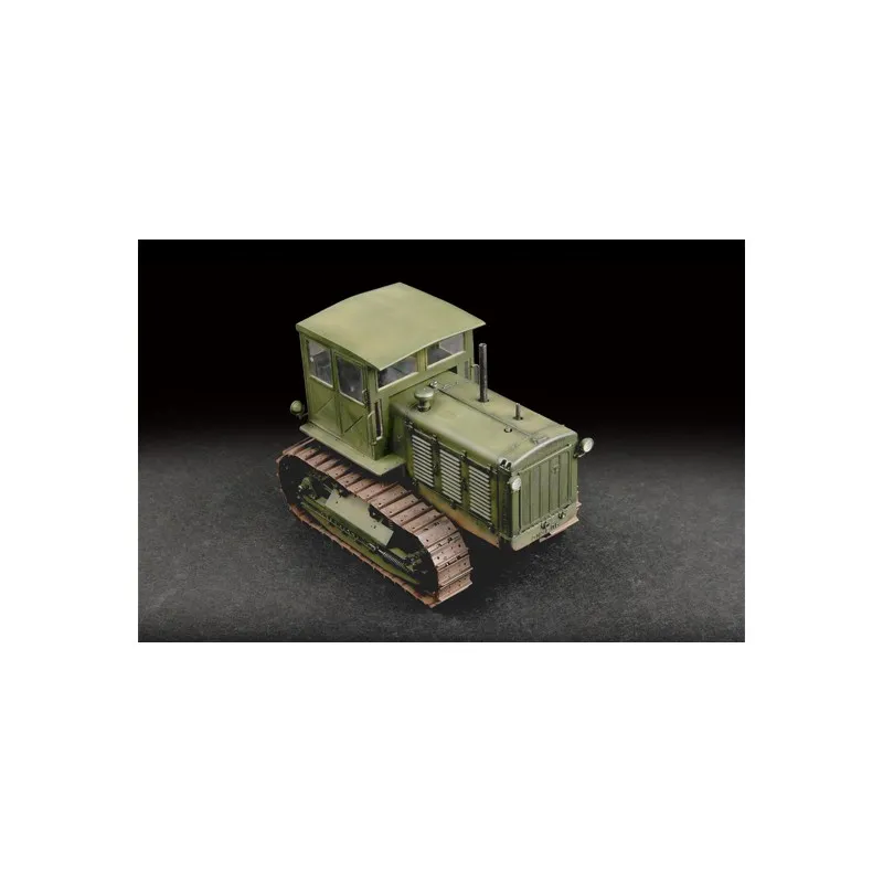 Tracteur soviétique ChTZ S-65 avec toit. TRUMPETER 07111